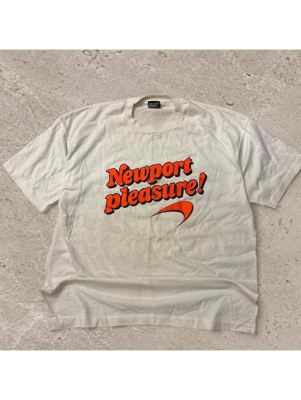 Crazy fire vintage 1980s Newport cigarette tee.